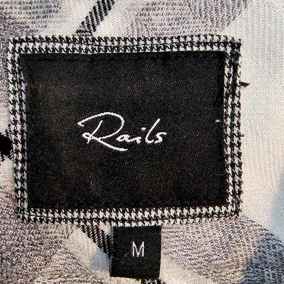 RAILS Button Down Plaid Flannel Shirt Sz. Medium - Picture 7 of 8
